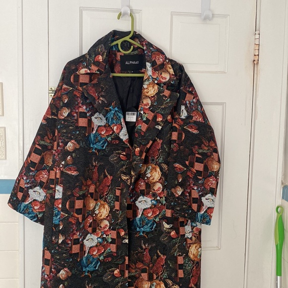 ALPHA60 Jacquard Mari Coat - Picture 6 of 7